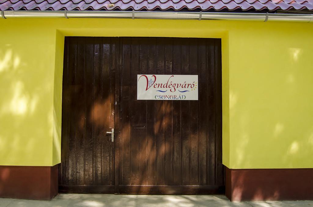 Csongradi Vendegvaro Apartmanok, Szarka Haz Экстерьер фото