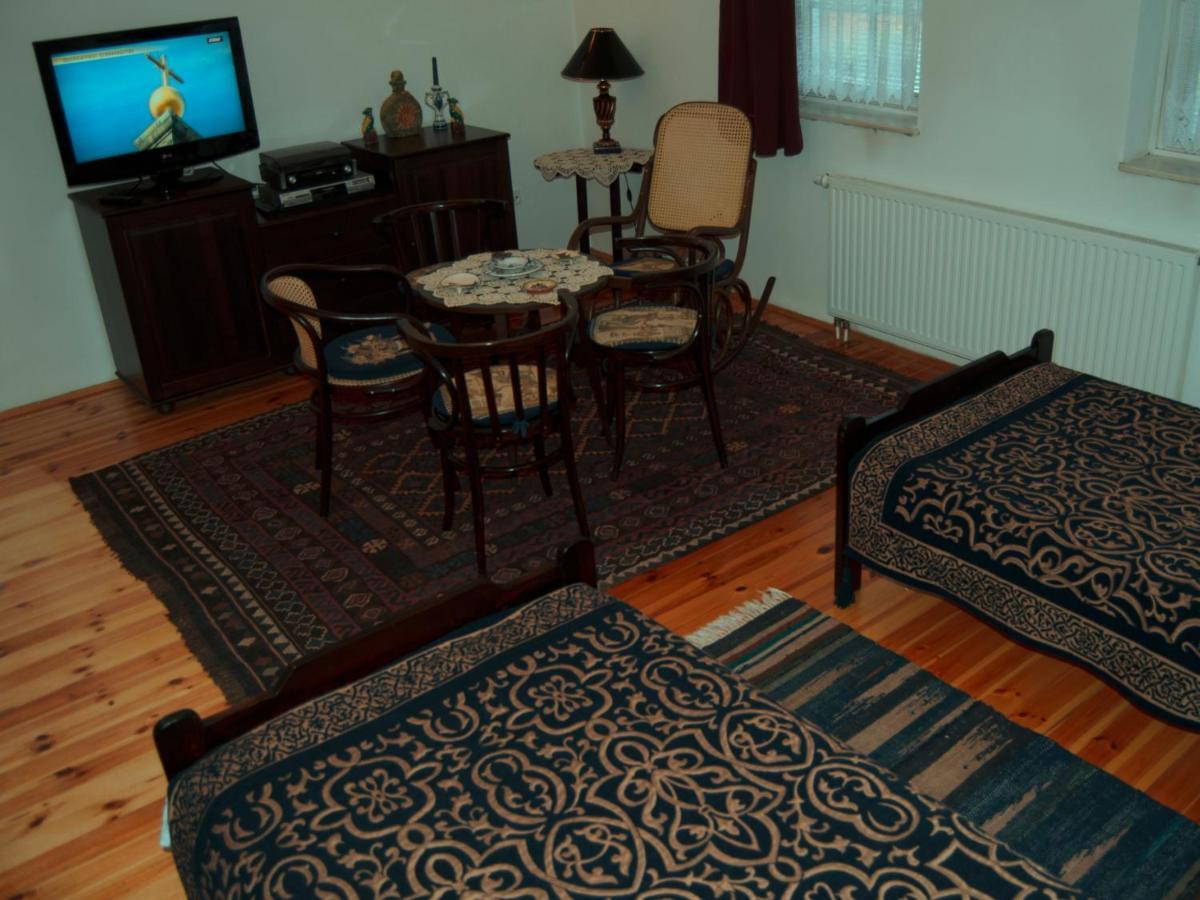 Csongradi Vendegvaro Apartmanok, Szarka Haz Экстерьер фото